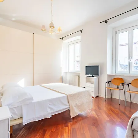 Perle Gemelle In Marina Cagliari